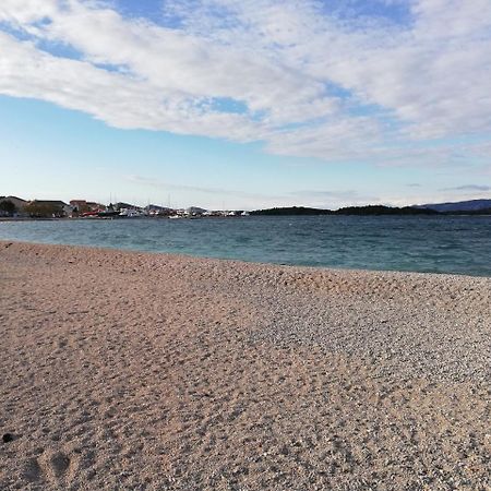 Vila Ena Murter Bagian luar foto